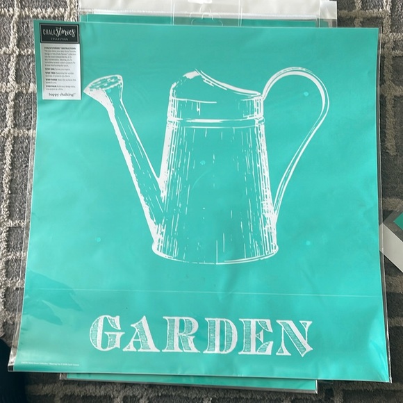 Chalk Couture 18x18 Reusable Stencil - Picture 1 of 1